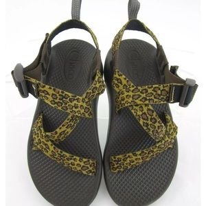 Girls Chaco sandal
